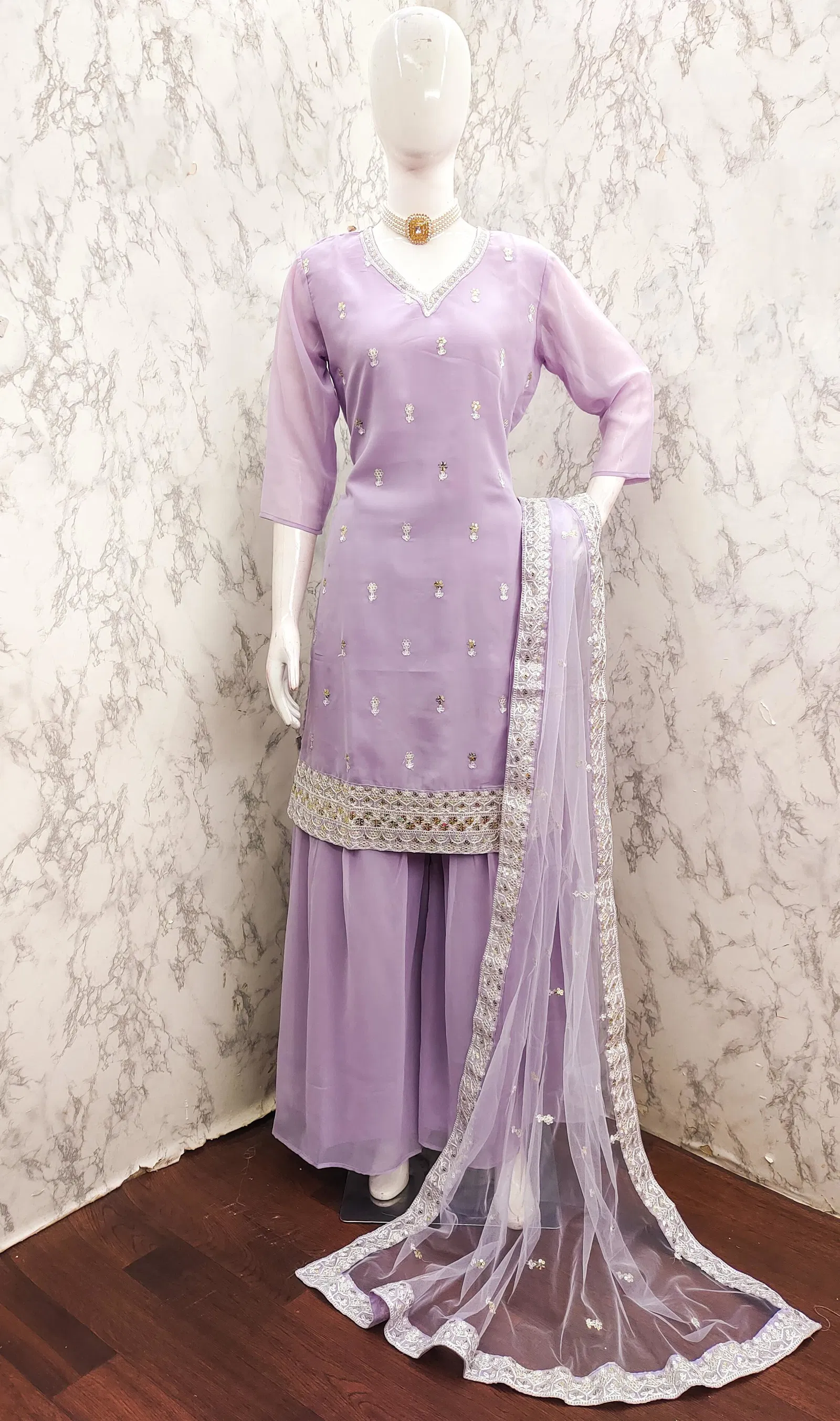 Tt 002 A to D Georgette Readymade Suits Suppliers In India